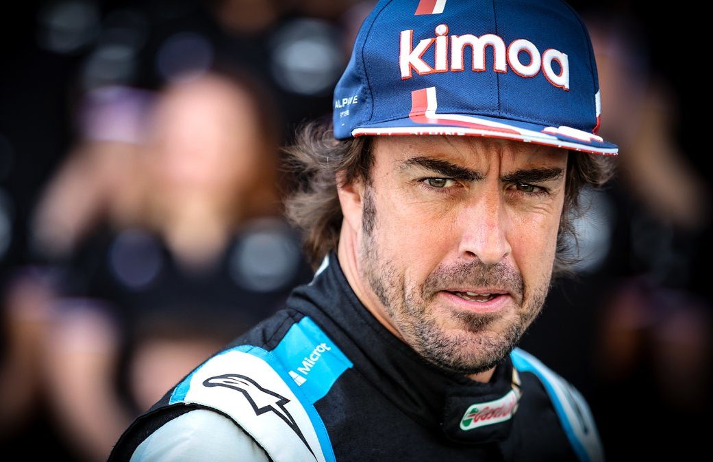 ALONSO LOVES F*KING WITH HAMILTON